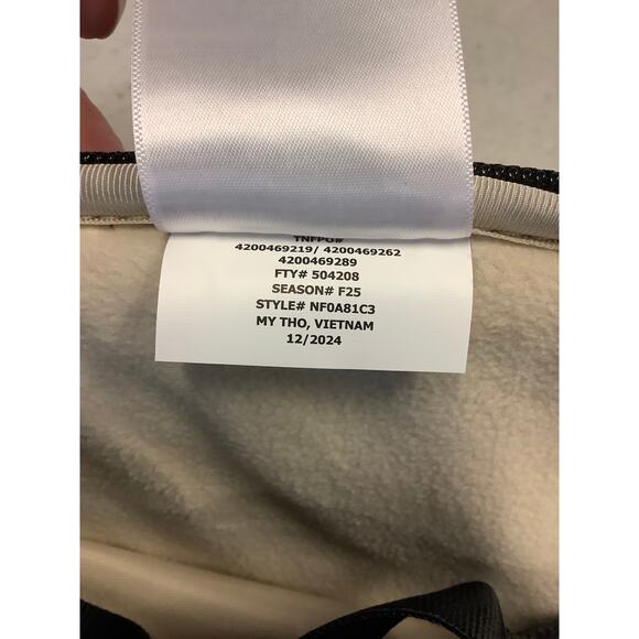 The North Face One Size Women's Black Isabella Sling Bag Crossbody L27-14 - Picture 7 of 7